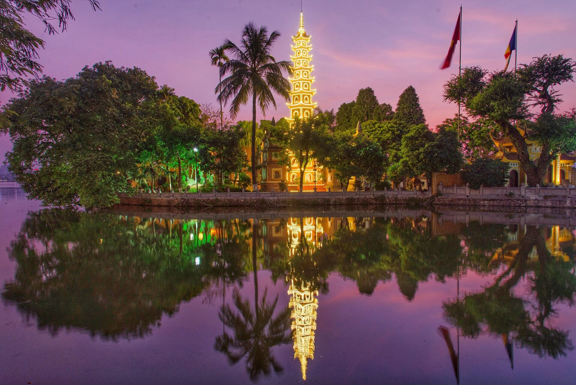 Capture the authentic charm of Vietnam’s lush scene